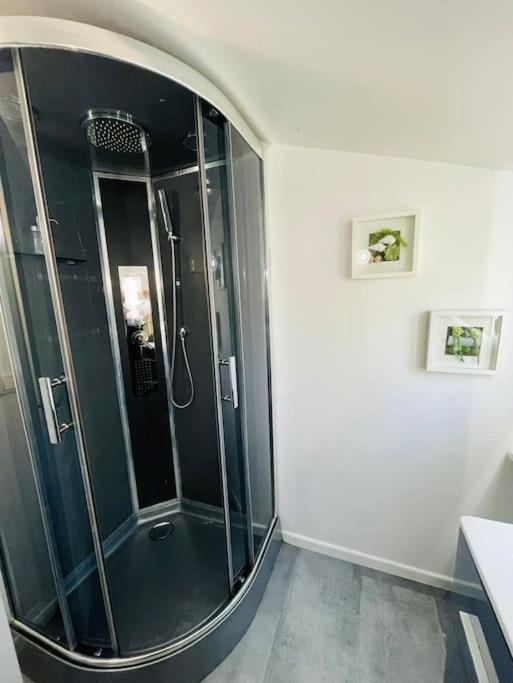 Maison + Piscine A 10 Min D'Aix En Pce ميرويْ المظهر الخارجي الصورة