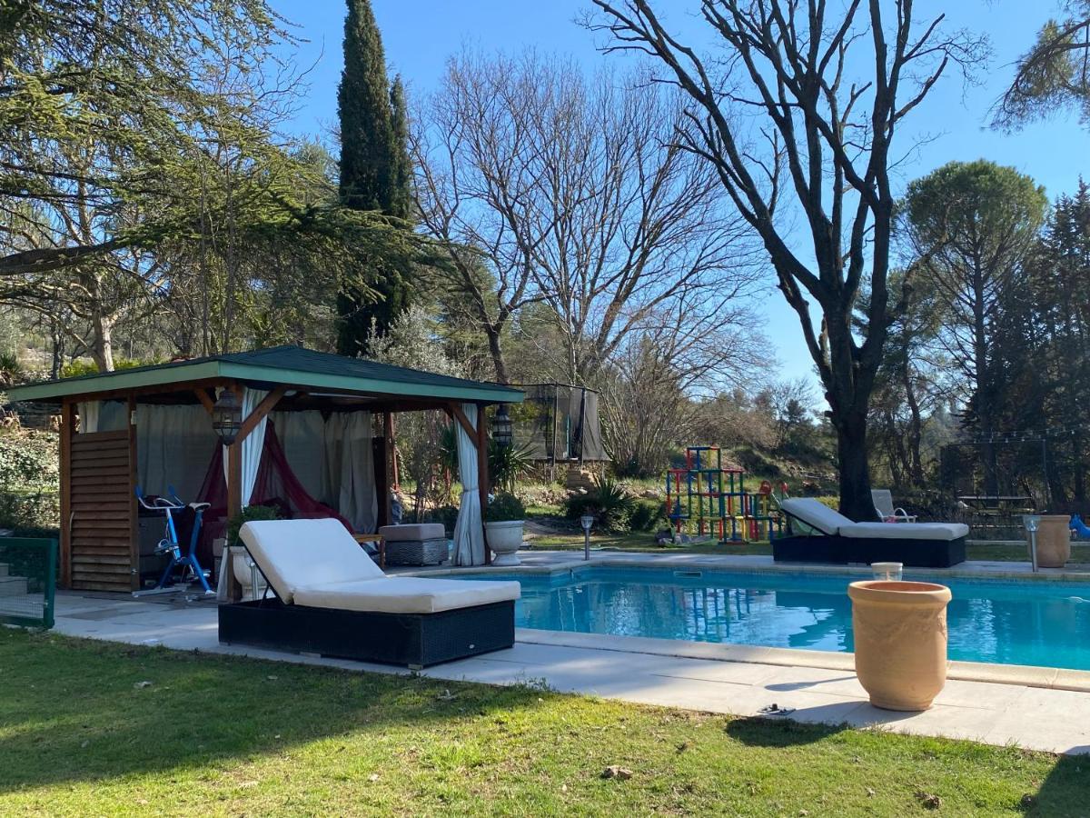 Maison + Piscine A 10 Min D'Aix En Pce ميرويْ المظهر الخارجي الصورة